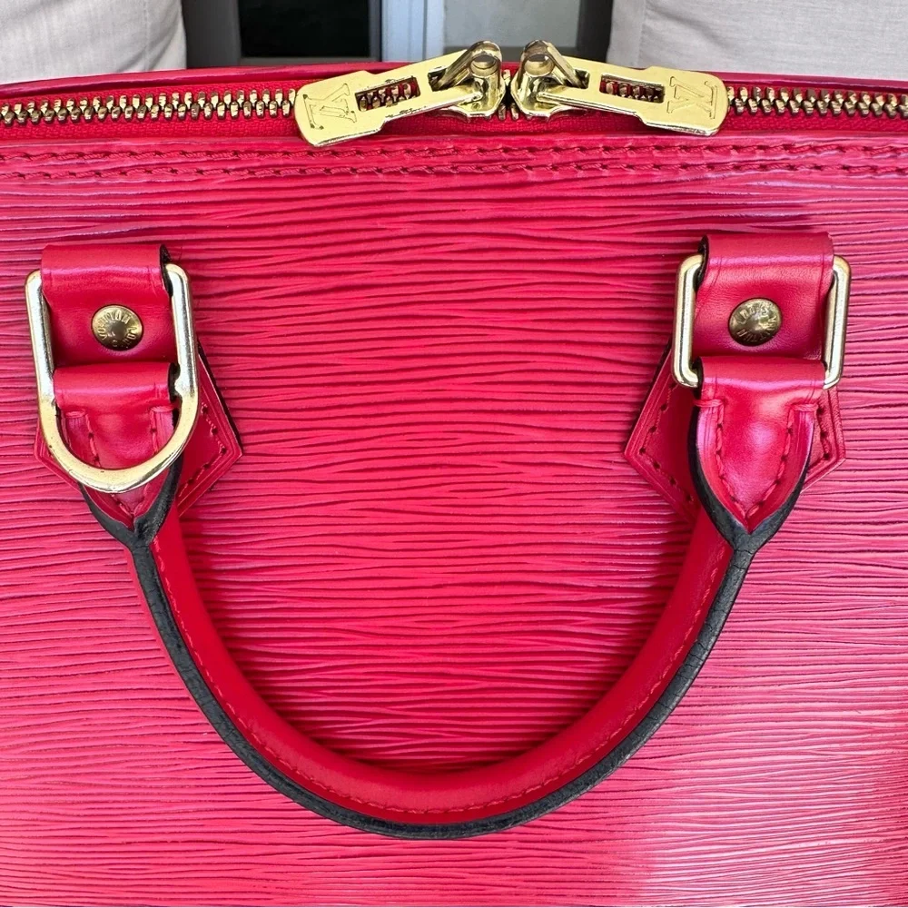 Louis Vuitton LV Handbag M10996 Alma Red Epi